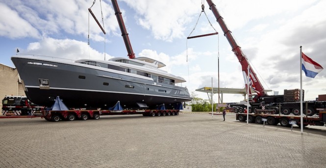 Moonen Shipyards YN198