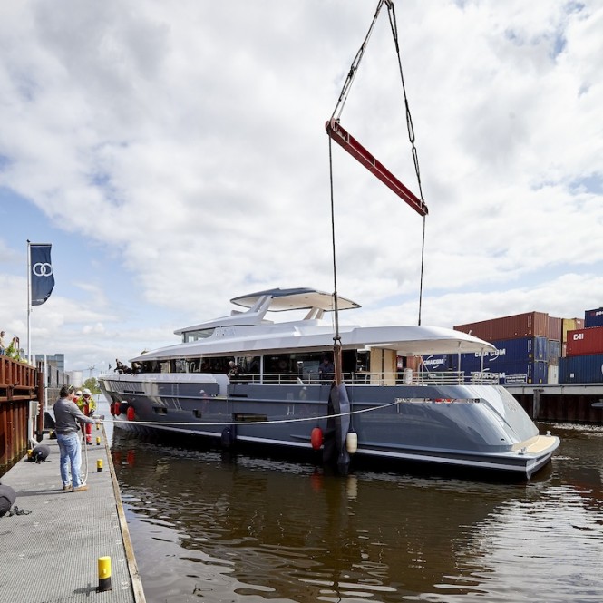 Moonen Shipyards YN198