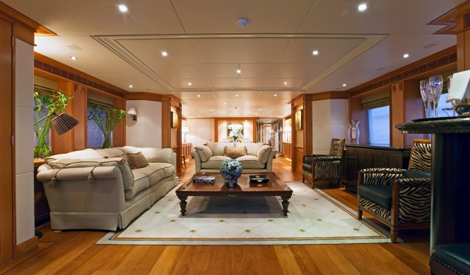 Luxury yacht SEVEN SINS - saloon