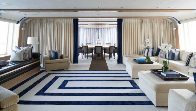 Luxury yacht ICE ANGEL - Saloon