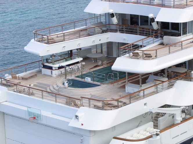 Yacht Octopus aft deck and pool