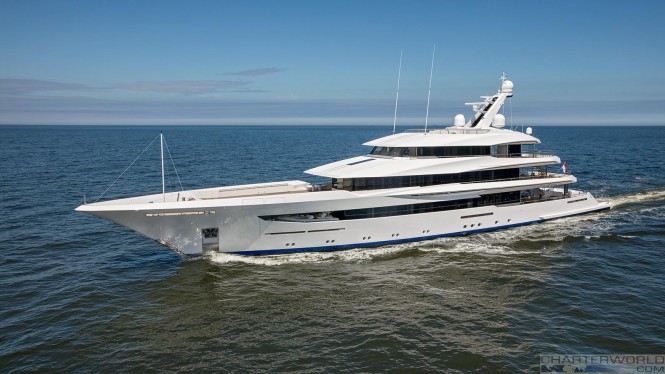 Superyacht Joy underway
