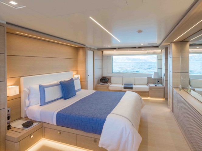 S/Y Narvalo. Interior