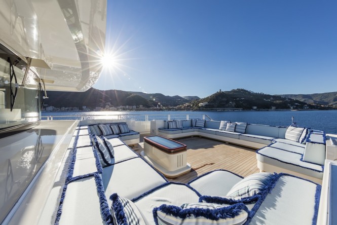 Mondomarine Ipanema. Sun area and lounge