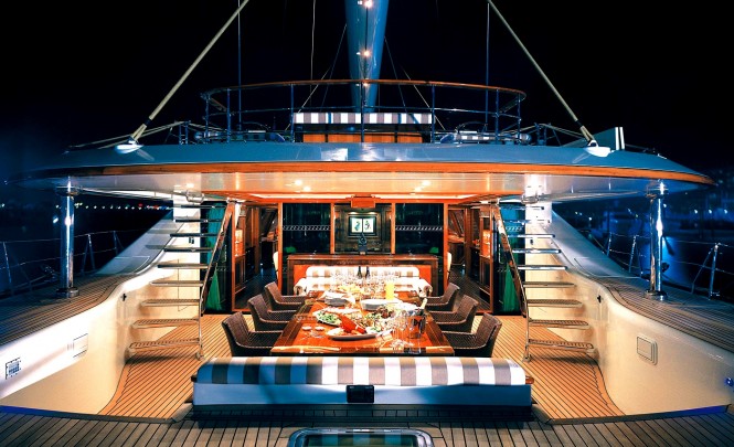 Alfresco dining aboard the magical luxury sailing yacht TIARA - the largest sailing yacht from Dubois to date