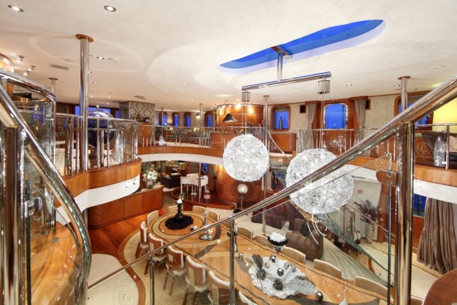 Superyacht Sherakhan. Dining room, view from above