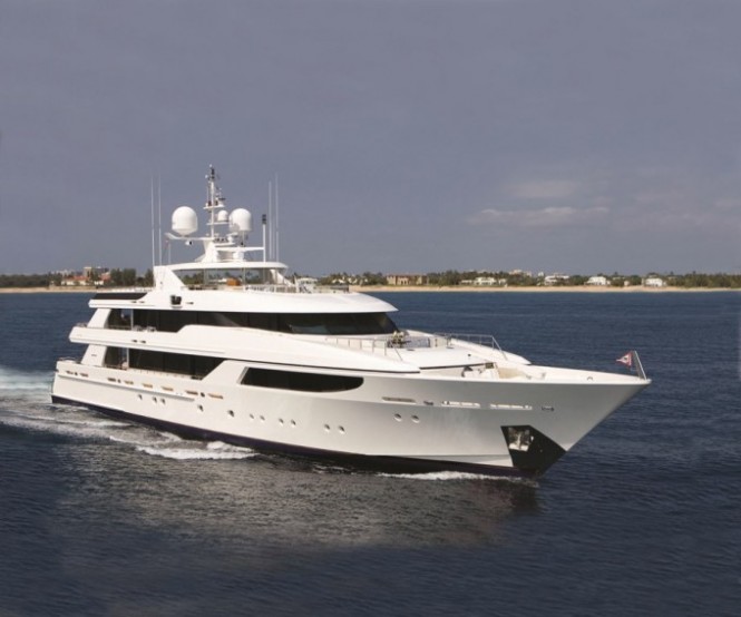 Yacht Aquavita 