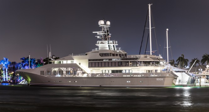 Skat Yacht Fort Lauderdale by Ron Rafferty