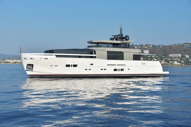 Arcadia A100 exterior