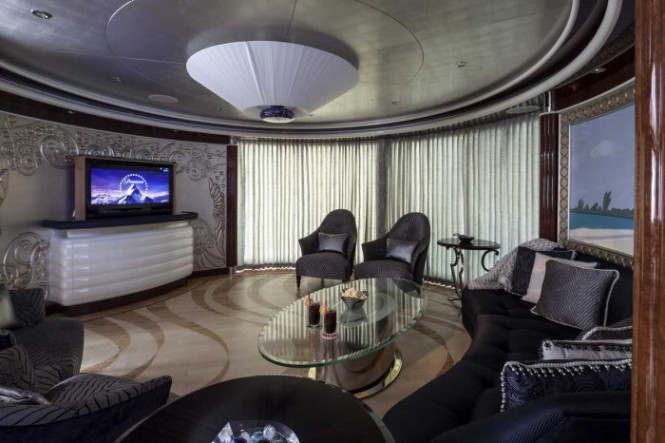 M/Y LADY SARA - Art deco skylounge