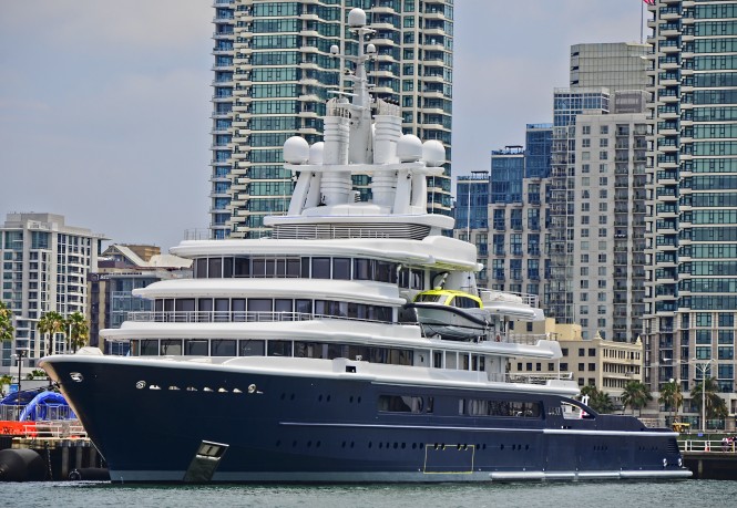 Luna at San Diego Harbour.  Photo by Tomas Del Coror