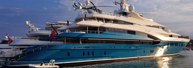 Superyacht Sunrays and her helicopter. Photo courtesy of Oceanco.