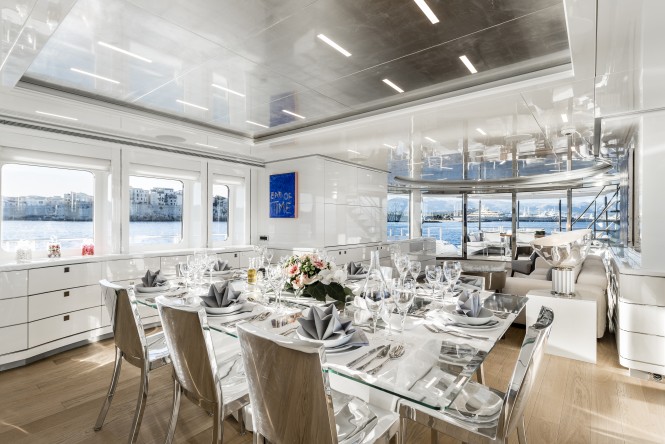 Formal dining aboard superyacht DESTINY