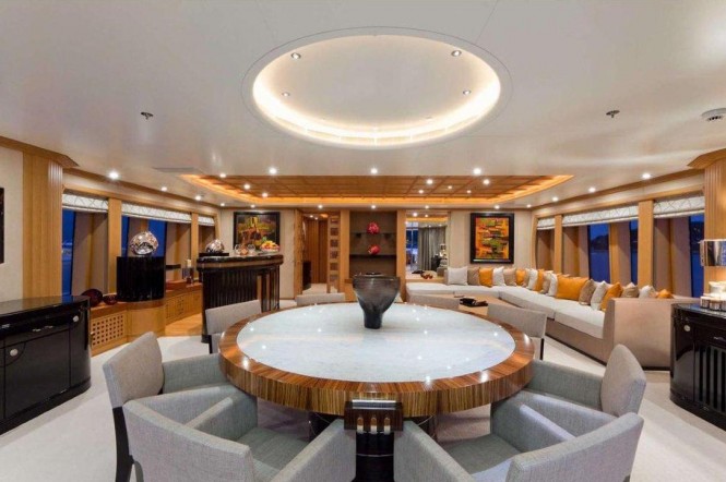 M/Y HANIKON - Upper Salon