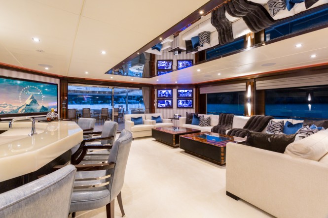 MY KING BABY - Main salon