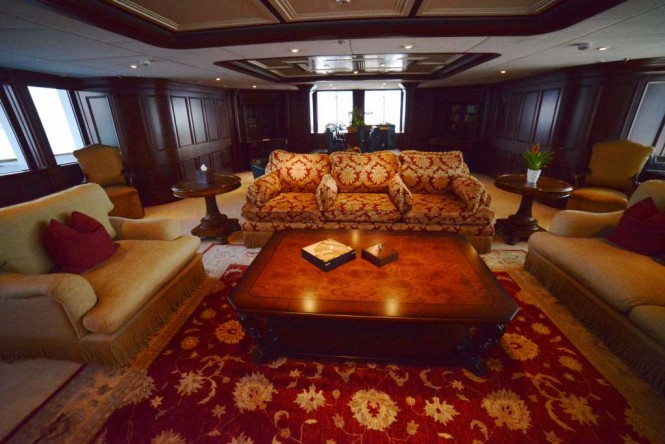 Main salon aboard M/Y NOMAD