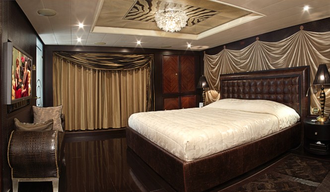 Master suite aboard superyacht DENIKI