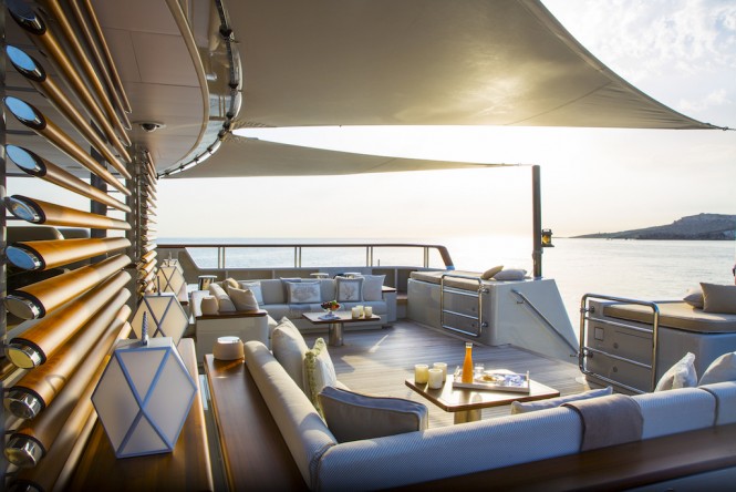 Polar Star breakfast aft - Photo StuartPearce