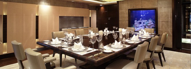 Superyacht VICKY - Formal dining