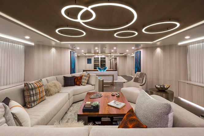 Feadship yacht BROADWATER - Main deck salon