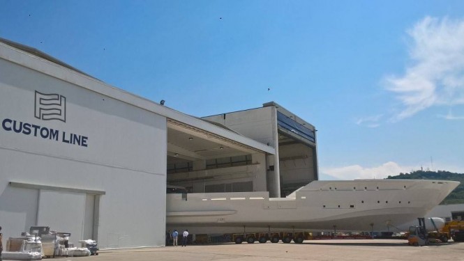 Navetta 42. Photo credit custom line