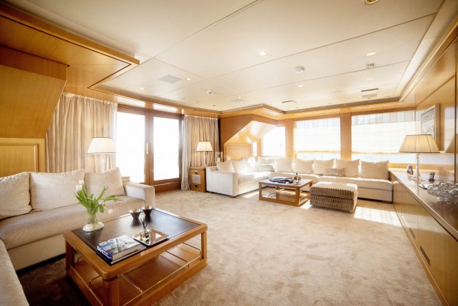 Superyacht OASIS - Skylounge