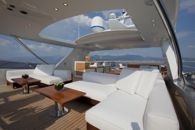 Superyacht SKYLER - Sundeck