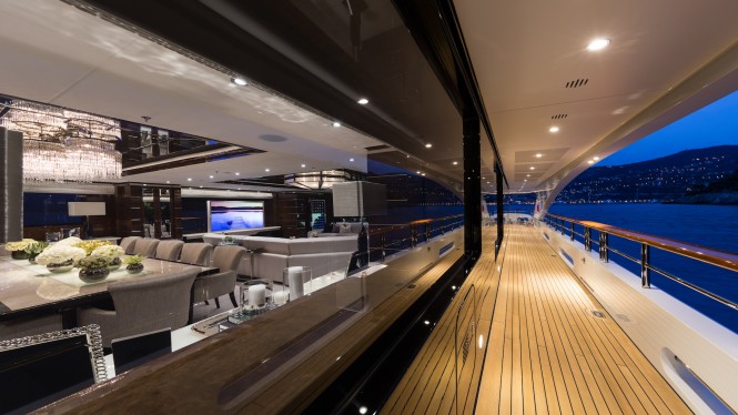 Benetti 11:11 exterior 