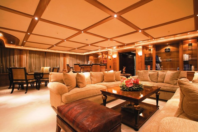 Luxury yacht ELENI - Skylounge