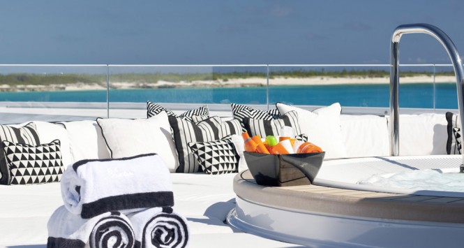 PHOENIX 2 sunpads details - Photo credit Lurssen