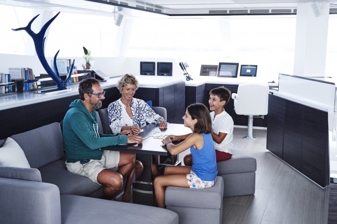 Superyacht BLUE DEER - Salon seating