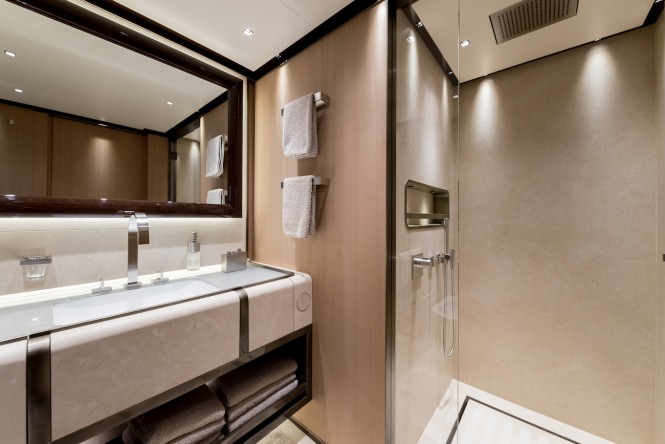 VERTIGE twin guest cabin bathroom
