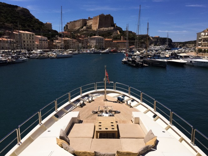 EVIDENCE entering port