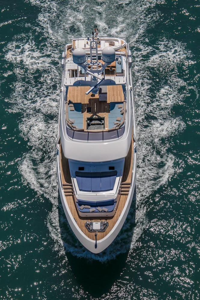 GALEGO Running aerial shoot