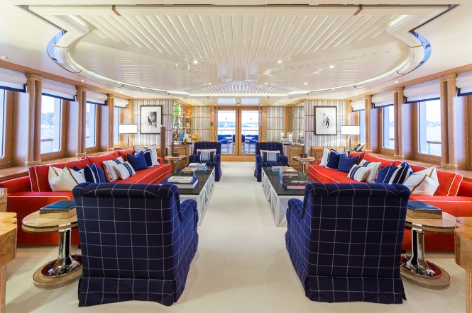 Luxury yacht AIR - Main salon