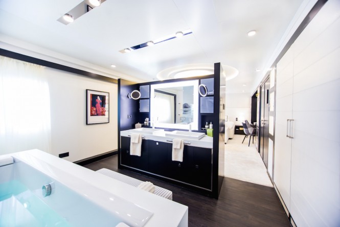 Luxury yacht SALUZI - Master en-suite