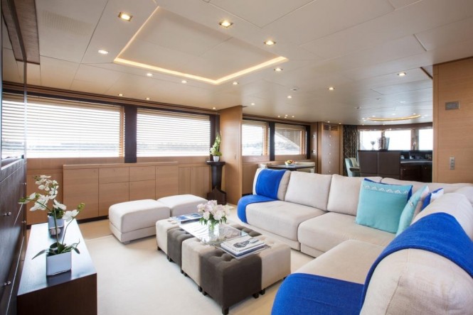 Motor Yacht MIDNIGHT SUN - Salon, formal dining area and bar