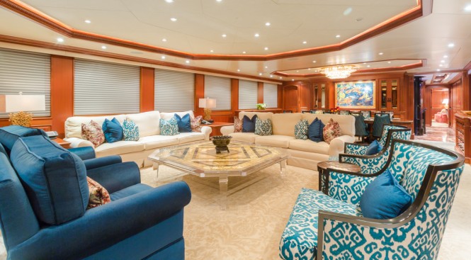 Motor yacht MIM - Main salon and forward formal dining area