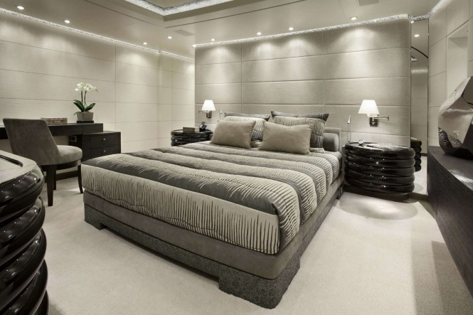 Superyacht HURRICANE RUN - Master suite