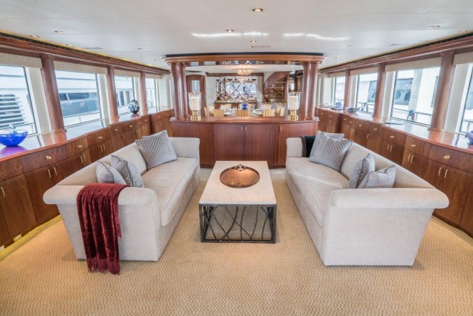 Superyacht NICOLE EVELYN - Main salon