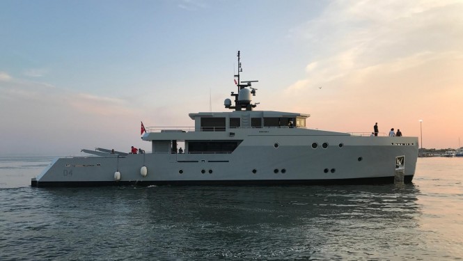 Tansu superyacht Esosh