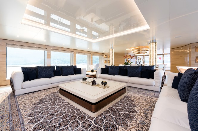 Motor yacht IRIMARI - Main salon