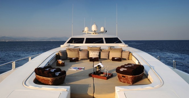 Superyacht CHEEKY TIGER - Bow sunpads