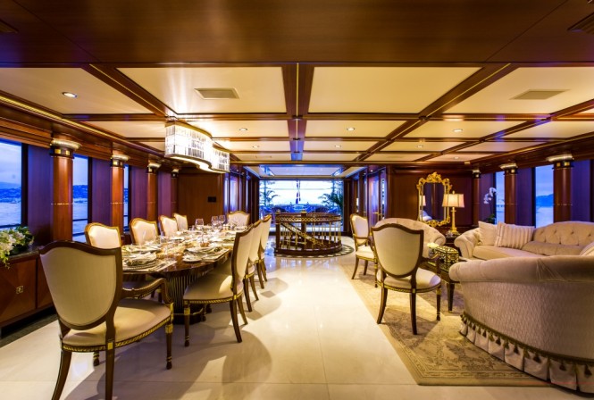 Superyacht SEANNA - Salon and dining area