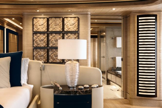 Superyacht CLOUD 9 - Owner's suite detailing