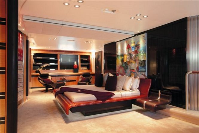Luxury yacht MALTESE FALCON - Master suite