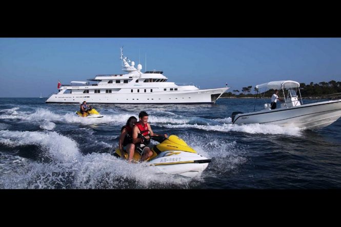 Motor yacht SHAKE N' BAKE TBD - Built by Campanella