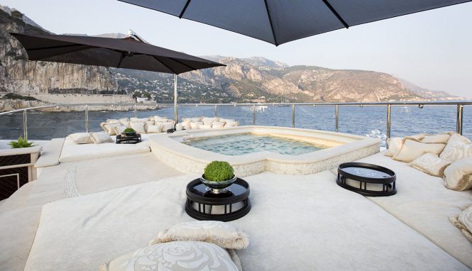 Spectacular Jacuzzi tub with an amazing view