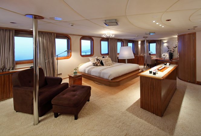 Yacht SHERAKHAN - Master Cabin