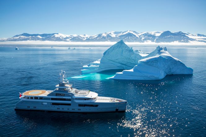Cloudbreak superyacht